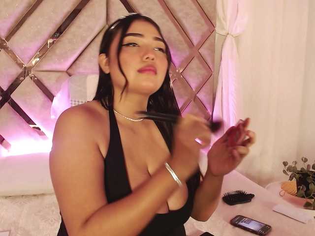 ArianaRougee online show from July 30, 1:51 pm