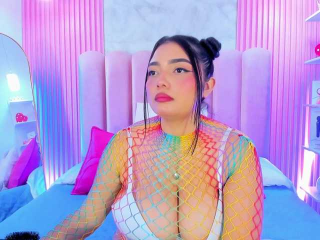 ArianaRougee online show from August 2, 7:04 am