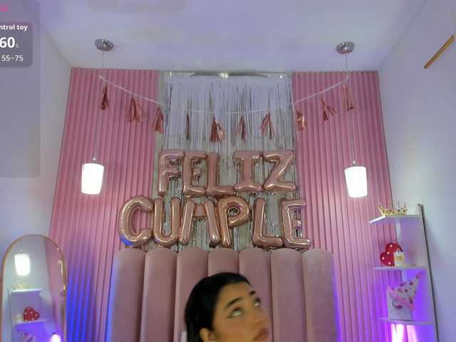 ArianaRougee online show from August 5, 11:52 am