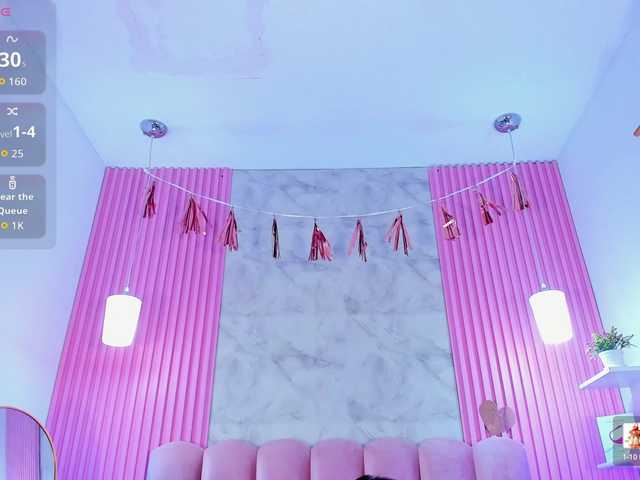 ArianaRougee online show from September 8, 6:42 am