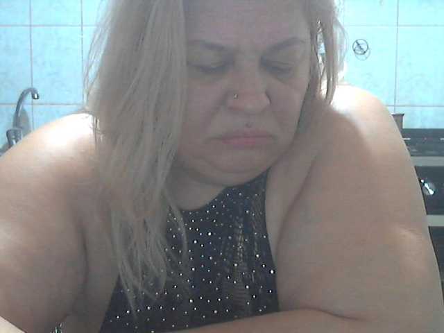 AriannaMilf online show from July 23, 10:01 pm