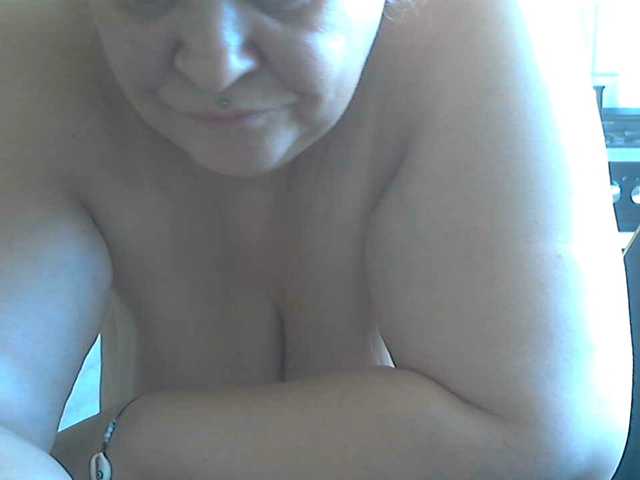 AriannaMilf online show from August 7, 8:31 pm