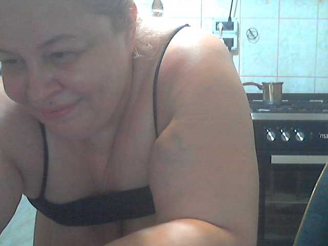 AriannaMilf online show from August 12, 10:45 pm