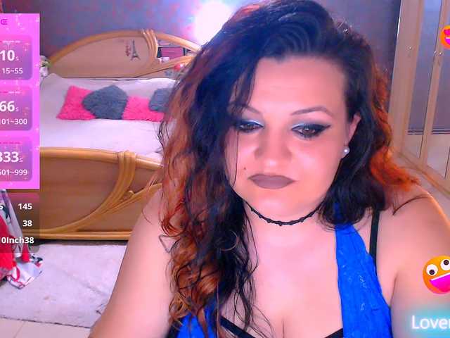 Ariellefoxy online show from March 29, 8:06 pm