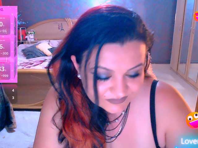 Ariellefoxy online show from May 10, 8:11 pm