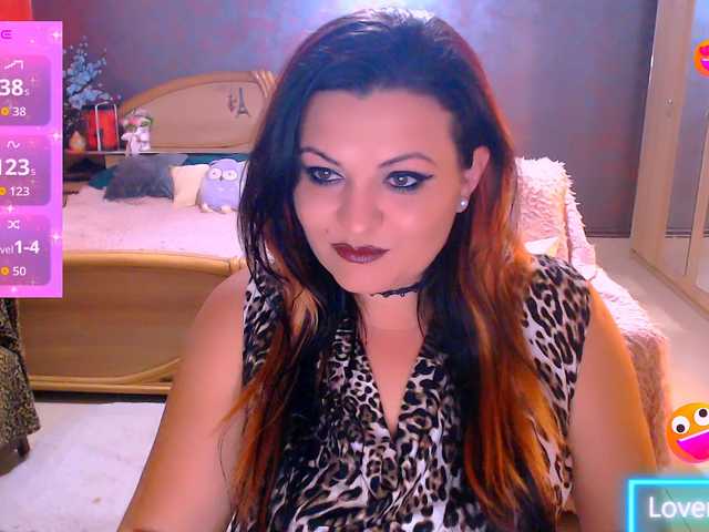 Ariellefoxy online show from July 12, 6:47 pm