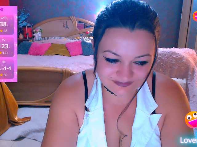 Ariellefoxy online show from August 6, 2:21 am