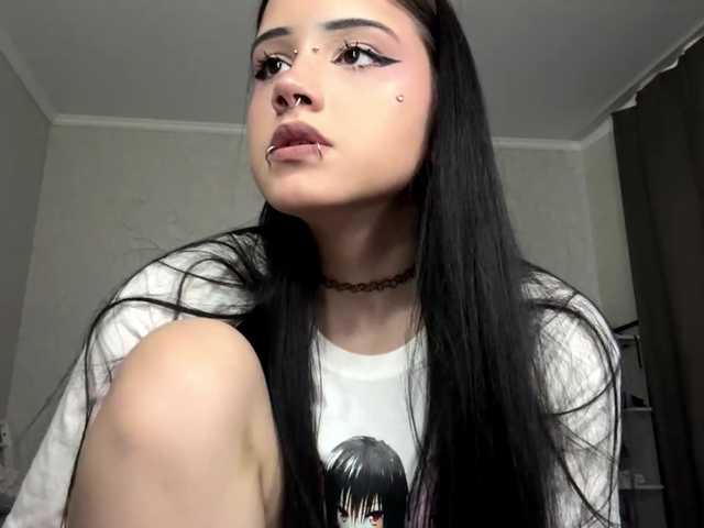ArlaReily online show from July 24, 5:49 pm