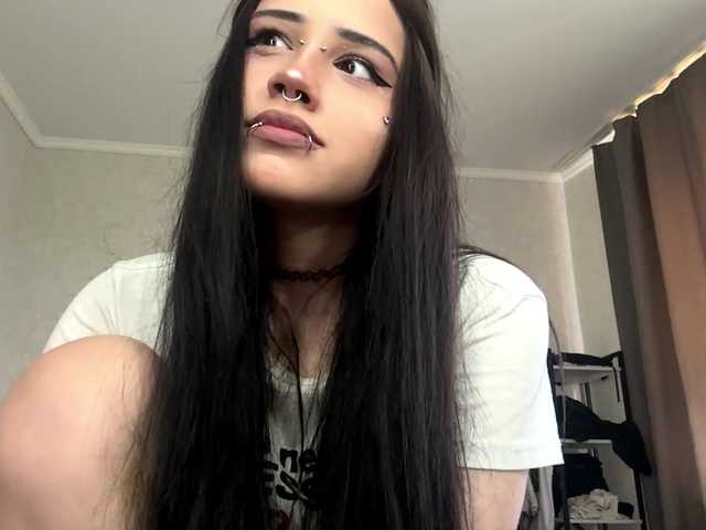 ArlaReily online show from July 27, 3:39 pm