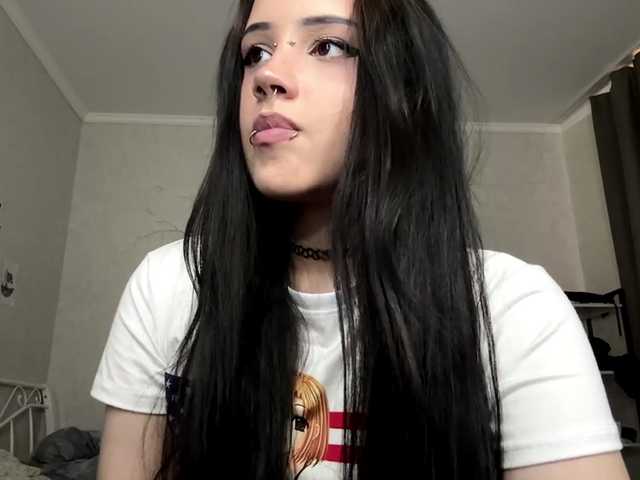 ArlaReily online show from July 28, 5:19 pm