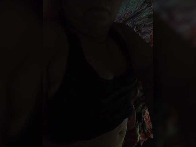 Arlisaac online show from August 10, 4:47 am
