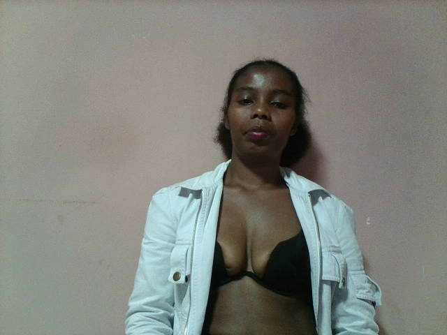 Arnela1 online show from August 13, 2:42 pm