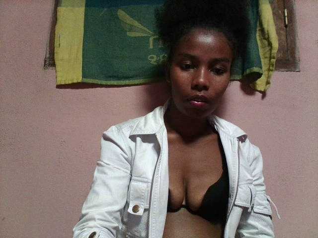 Arnela1 online show from August 14, 2:37 am