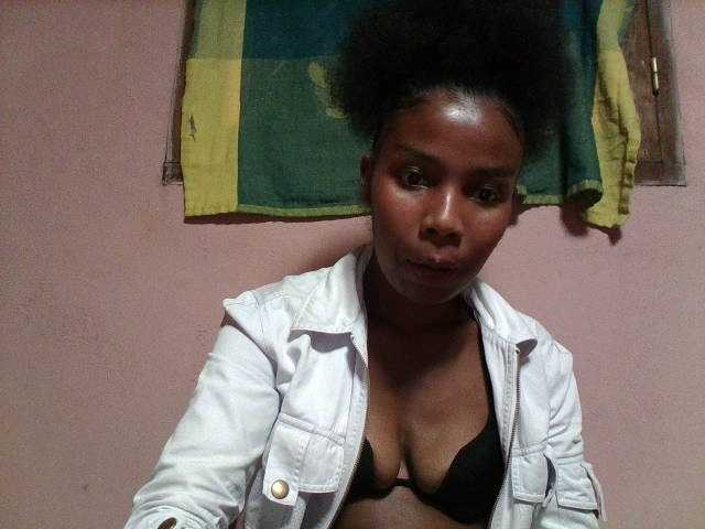 Arnela1 online show from August 14, 11:58 am