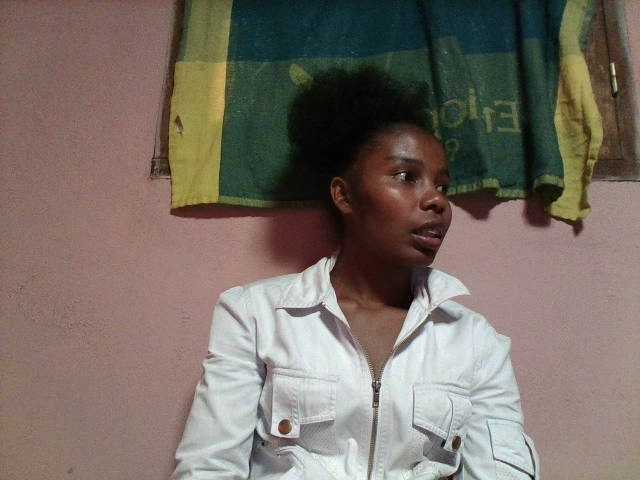 Arnela1 online show from August 15, 7:56 am
