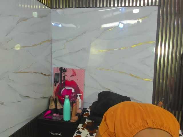 Ashazuri online show from August 3, 1:51 pm