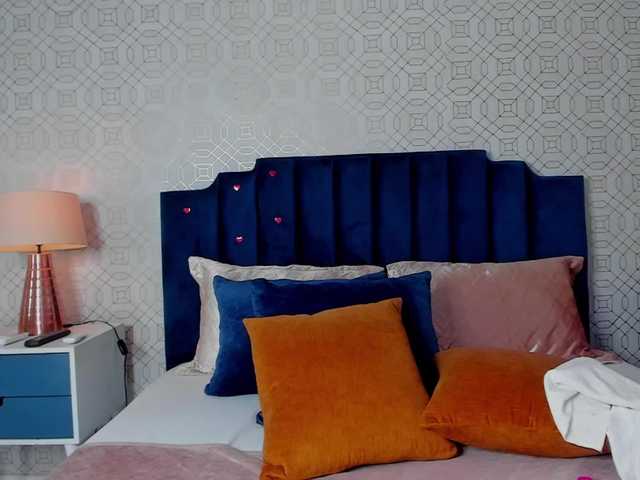 AshleyThompson online show from July 24, 4:32 pm