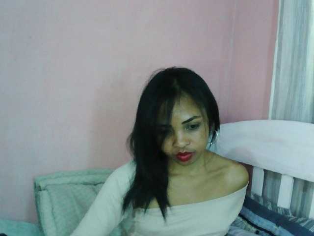 Ashlii online show from August 14, 4:49 am