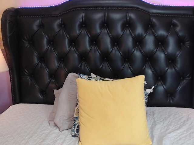 AshlySaenz online show from August 15, 3:43 am