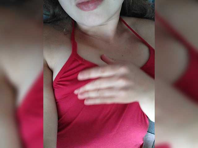 Avocadic22 online show from August 12, 8:49 am