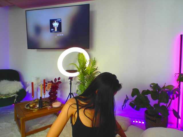 Awesome-Jolie online show from September 4, 11:47 am