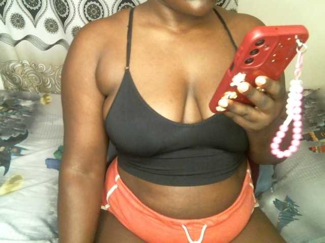 BLACKQUEEN344 online show from August 5, 11:30 am
