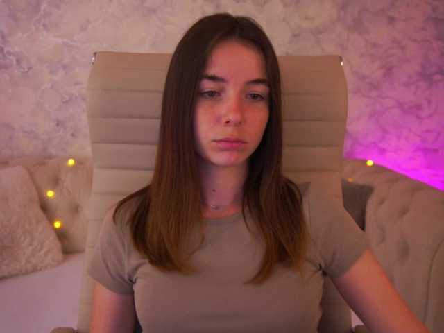 BabeDollie online show from June 11, 9:37 am