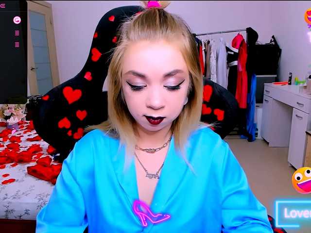 BabyNicole online show from February 19, 6:11 am