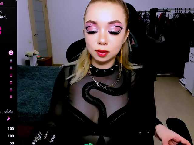 BabyNicole online show from April 22, 5:43 am