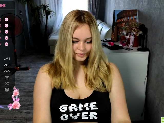 BadGirl2609 online show from June 25, 4:32 pm