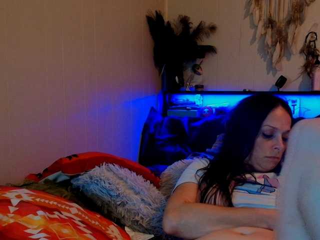 Bambi-40 online show from July 25, 6:28 am
