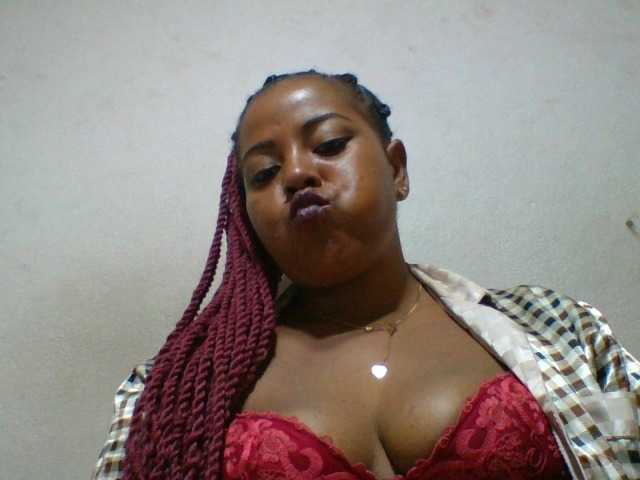 Barbie12 online show from August 9, 10:11 pm