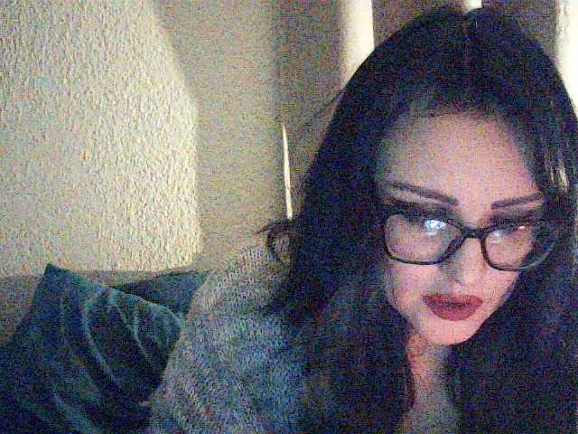 Batgirl1 online show from July 3, 11:51 pm