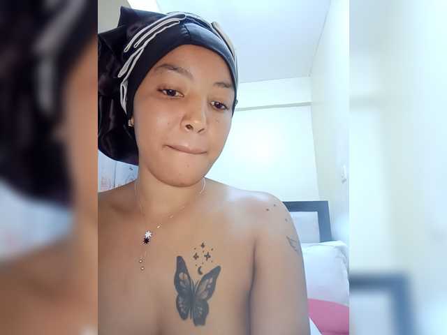 BeautifulGia online show from August 10, 9:38 pm