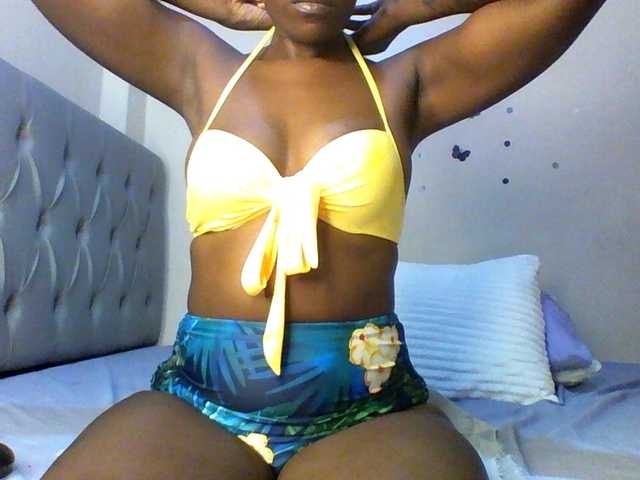Beautifulhotass online show from August 12, 10:39 am