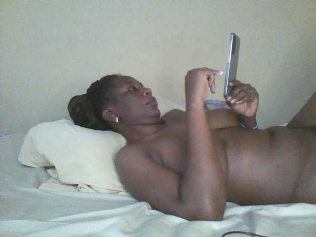 Beauty-Queen1 online show from August 4, 6:49 pm