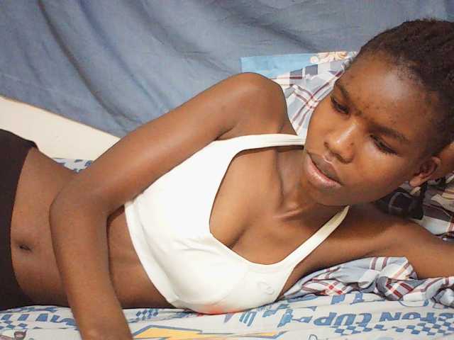 Beautyviny2 online show from August 12, 10:12 pm