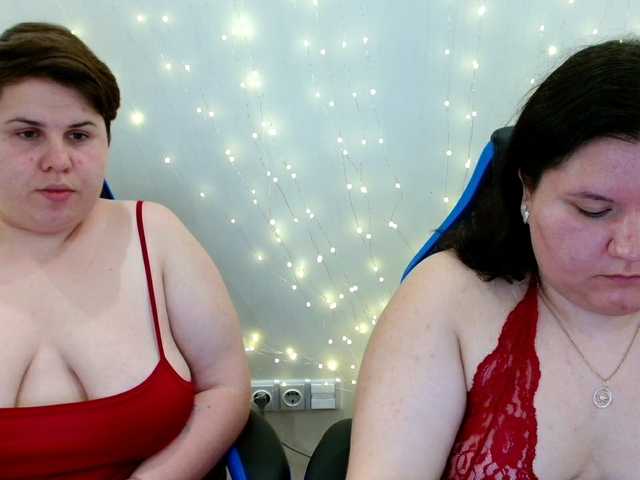 BeckyAndEllen online show from August 8, 7:36 pm
