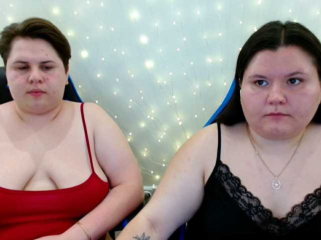 BeckyAndEllen online show from August 12, 8:44 pm