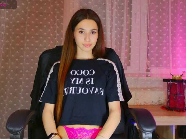 Bella-Rosee4u online show from August 4, 9:01 pm