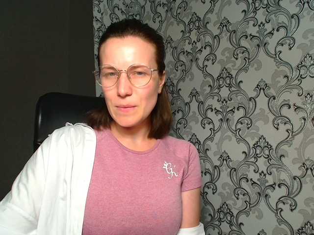 BellaKisss1 online show from July 28, 12:33 pm