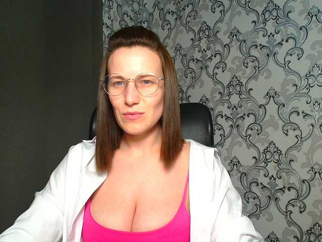 BellaKisss1 online show from July 29, 12:34 pm