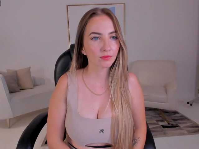 BellaMarieX online show from September 3, 5:27 pm