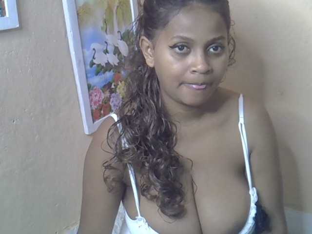 Bellalabelle online show from August 11, 5:26 pm