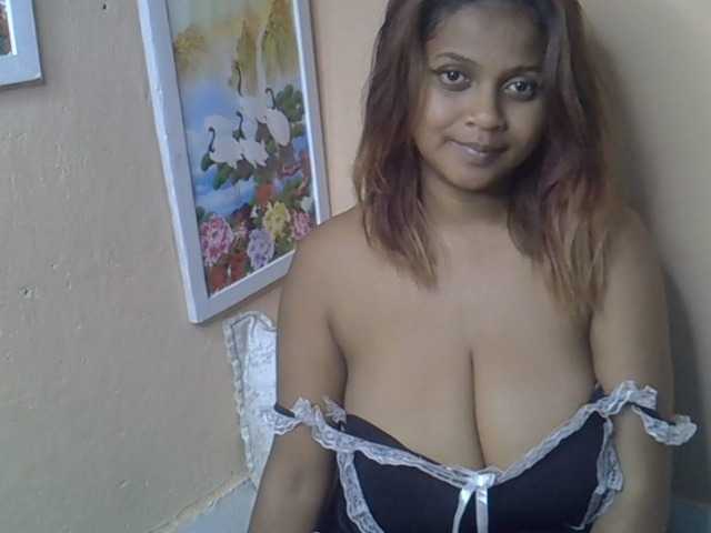 Bellalabelle online show from August 12, 8:11 pm