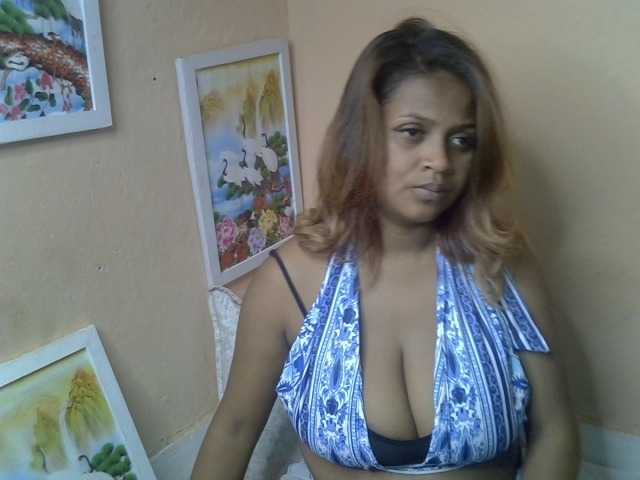 Bellalabelle online show from August 14, 10:41 am