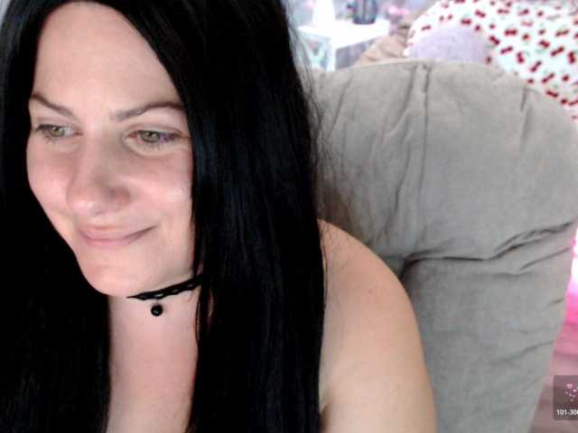 Bellastarrr84 online show from August 7, 11:43 am