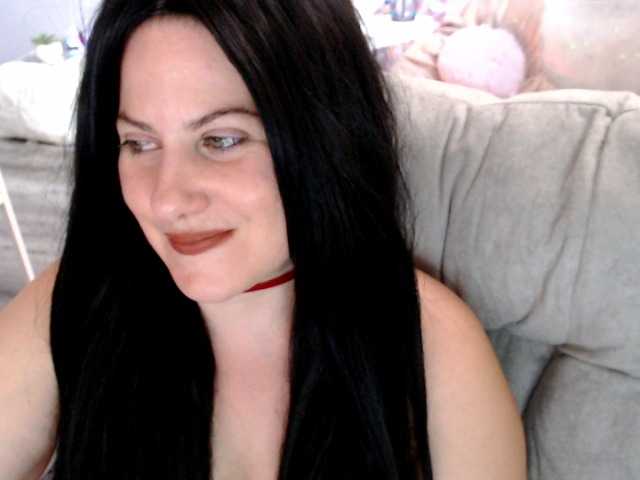 Bellastarrr84 online show from August 8, 1:00 pm