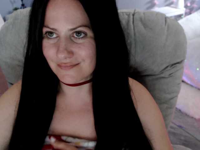 Bellastarrr84 online show from August 13, 4:32 pm
