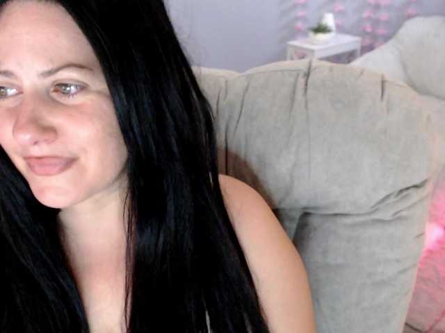 Bellastarrr84 online show from August 14, 11:03 am